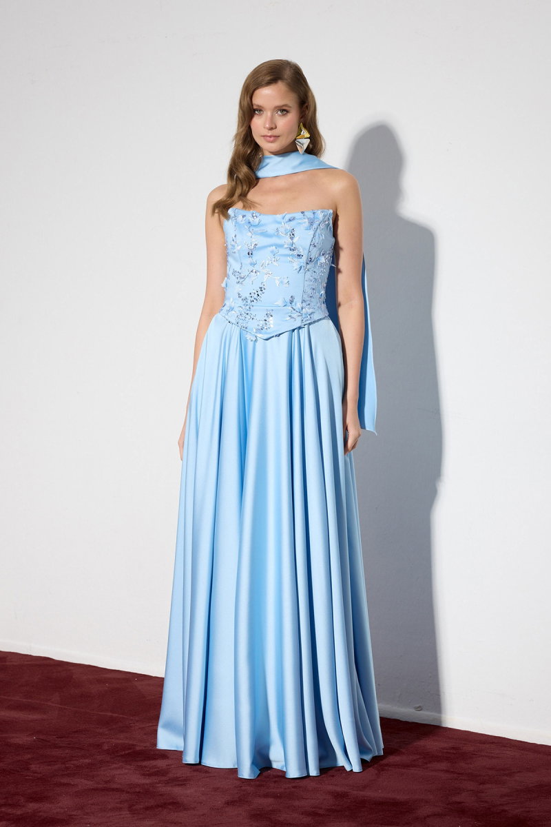 Carmen Kadın Straplez Şallı İşlemeli Saten Uzun Abiye Elbise 58699 Bebe Mavisi - 3