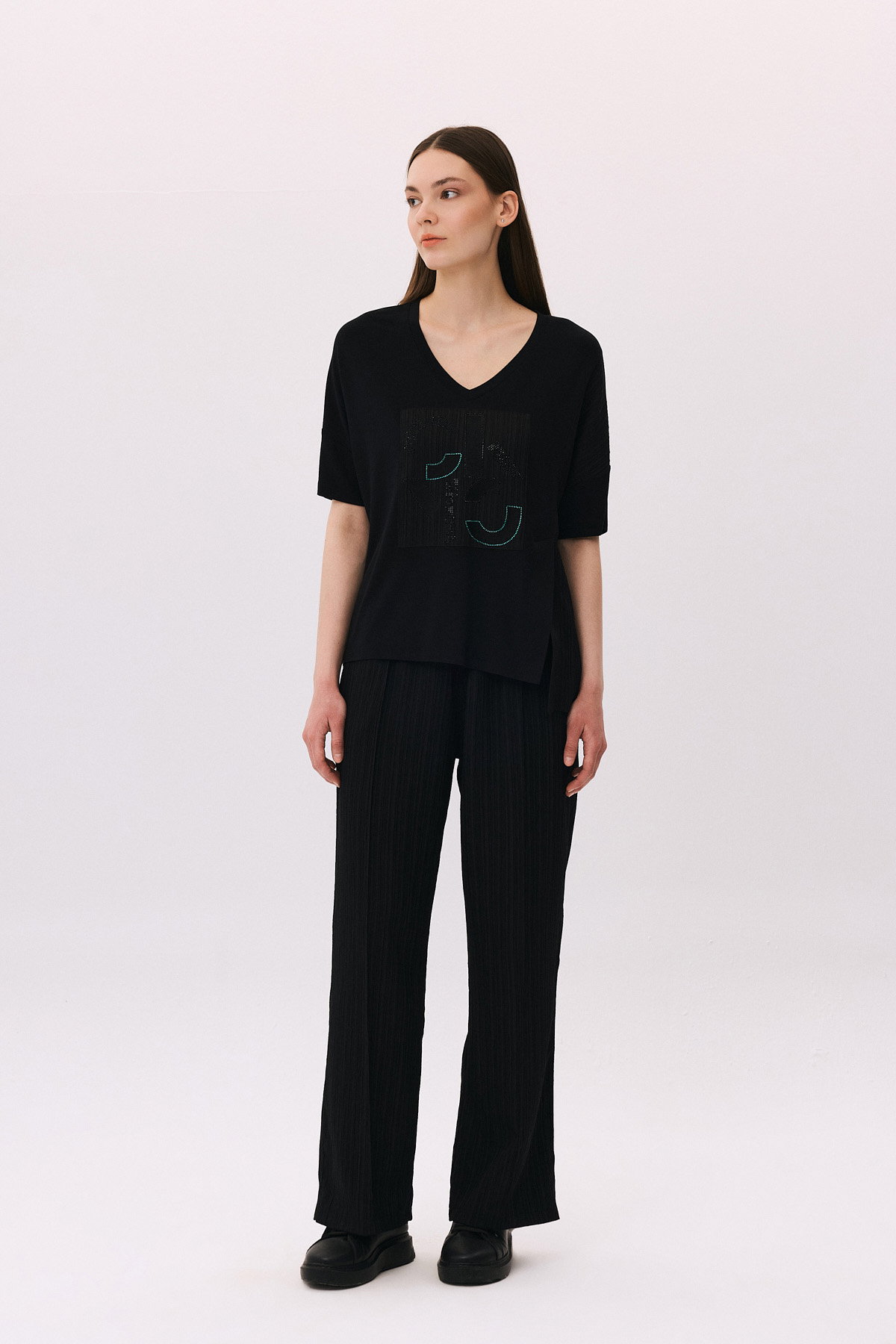 Daido Kadın V Yaka Taş Süslemeli Kısa Kollu Bluz 6214 Siyah - 2