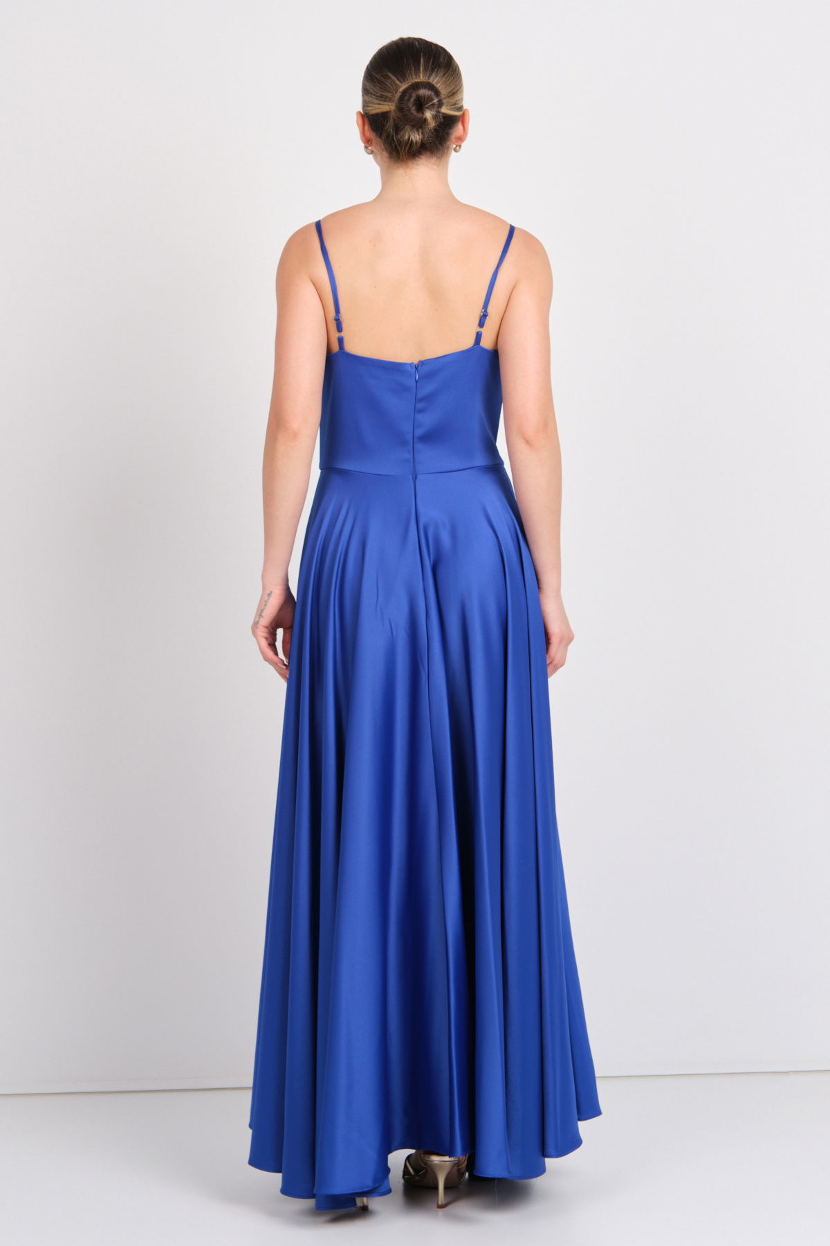 Dans Kadın Askılı Kloş Saten Kumaş Maxi Abiye Elbise 1795 Saks - 4