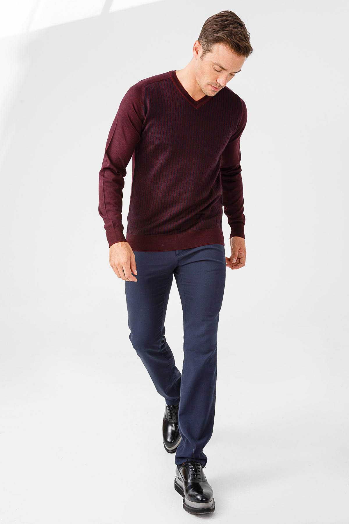 Desen Triko Erkek Önü Çizgili V Yaka Triko Kazak 02421501 Bordo - 2