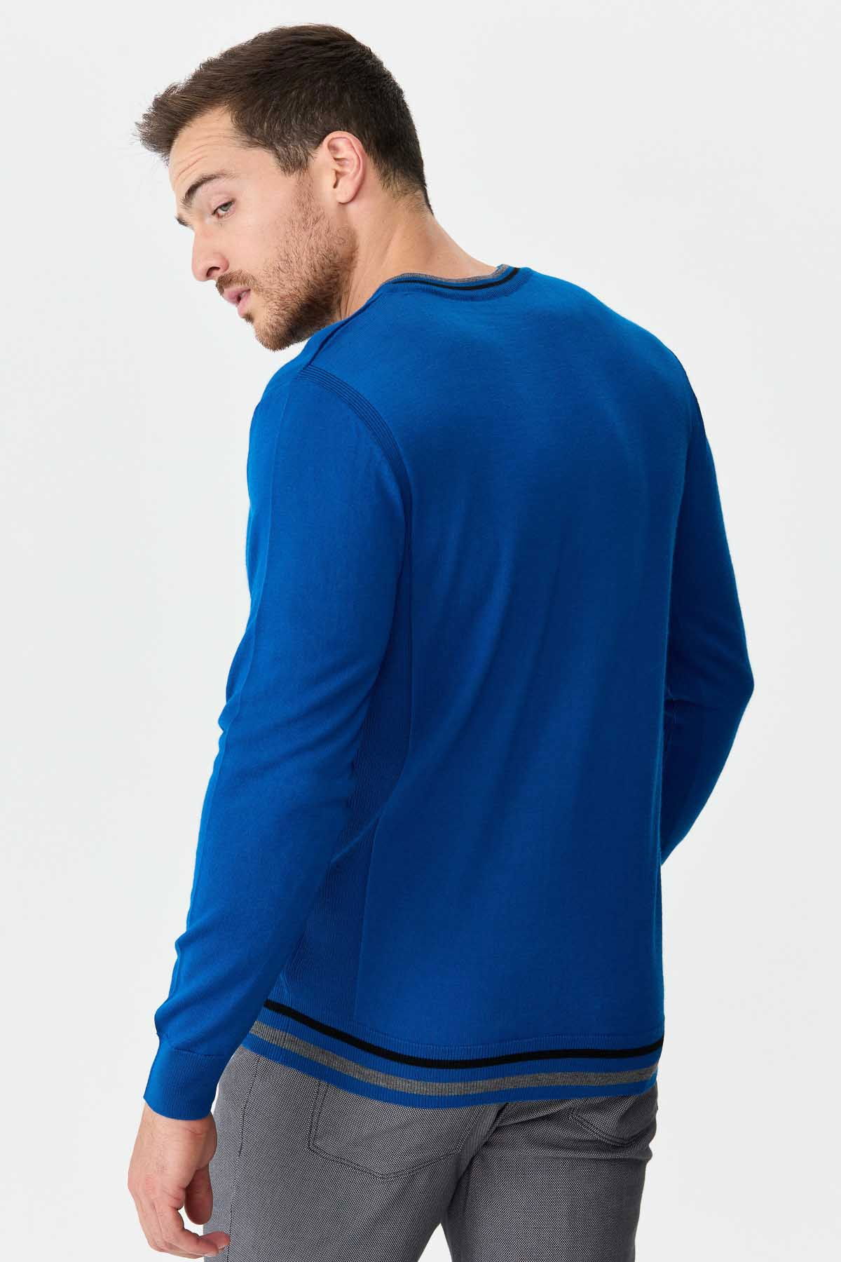 Desen Triko Erkek Yaka Kenarı Çizgili V Yaka Yün Kazak 02421613 Saks - 5