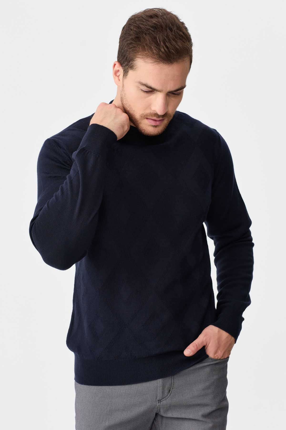 Desen Triko Erkek Yarım Balıkçı Yaka Baklava Desenli Yün Kazak 02422548 Lacivert - 1