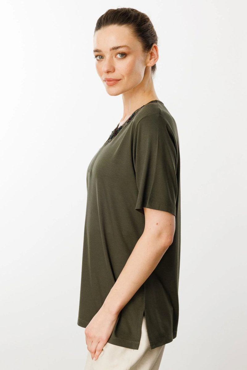 Desen Triko Kadın Açma Yaka Dantel Çiçek İşlemeli Penye T-Shirt 24751 Haki - 2