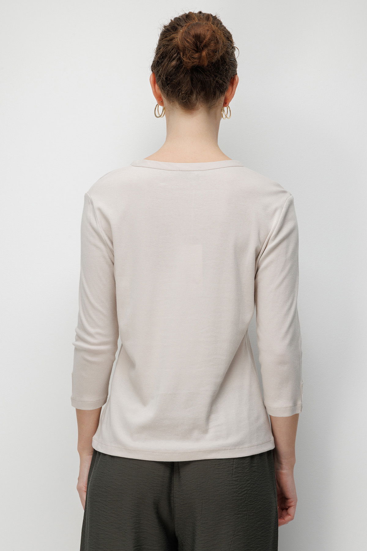 Desen Triko Kadın Açma Yaka Kol Ucu Metal Düğmeli Pamuklu Penye Bluz 26805 Bej - 4