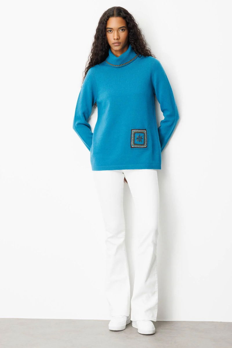 Desen Triko Kadın Degaje Yaka Cebi ve Yakası Tığlamalı Yün Kazak 25202 A. Petrol - 3