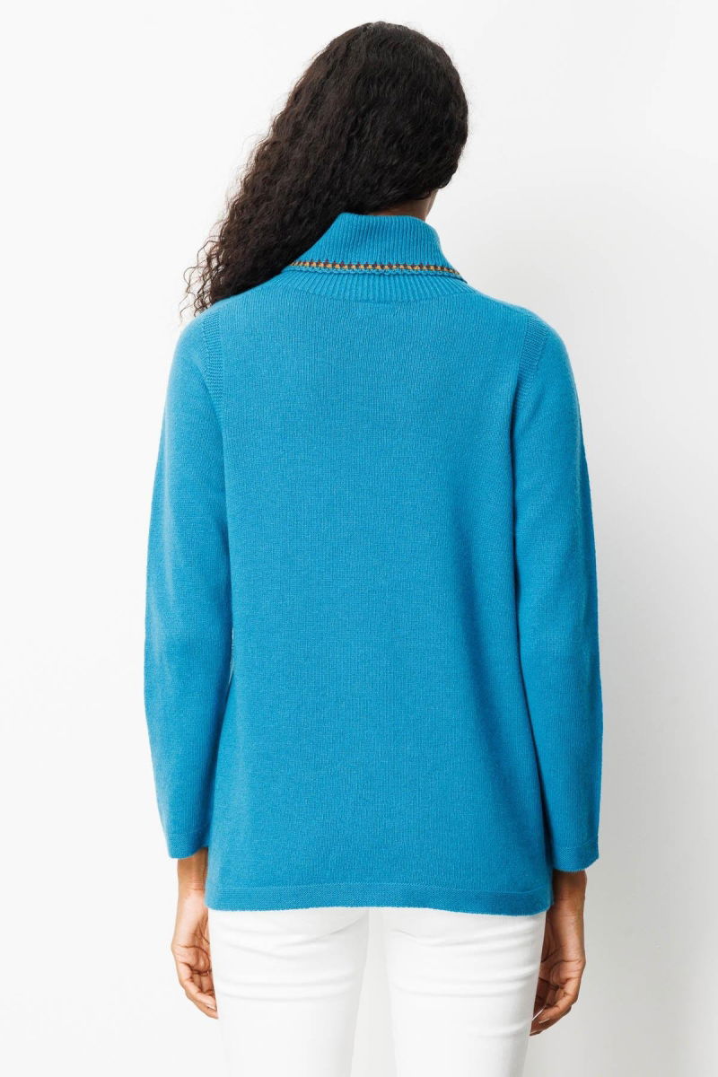 Desen Triko Kadın Degaje Yaka Cebi ve Yakası Tığlamalı Yün Kazak 25202 A. Petrol - 4