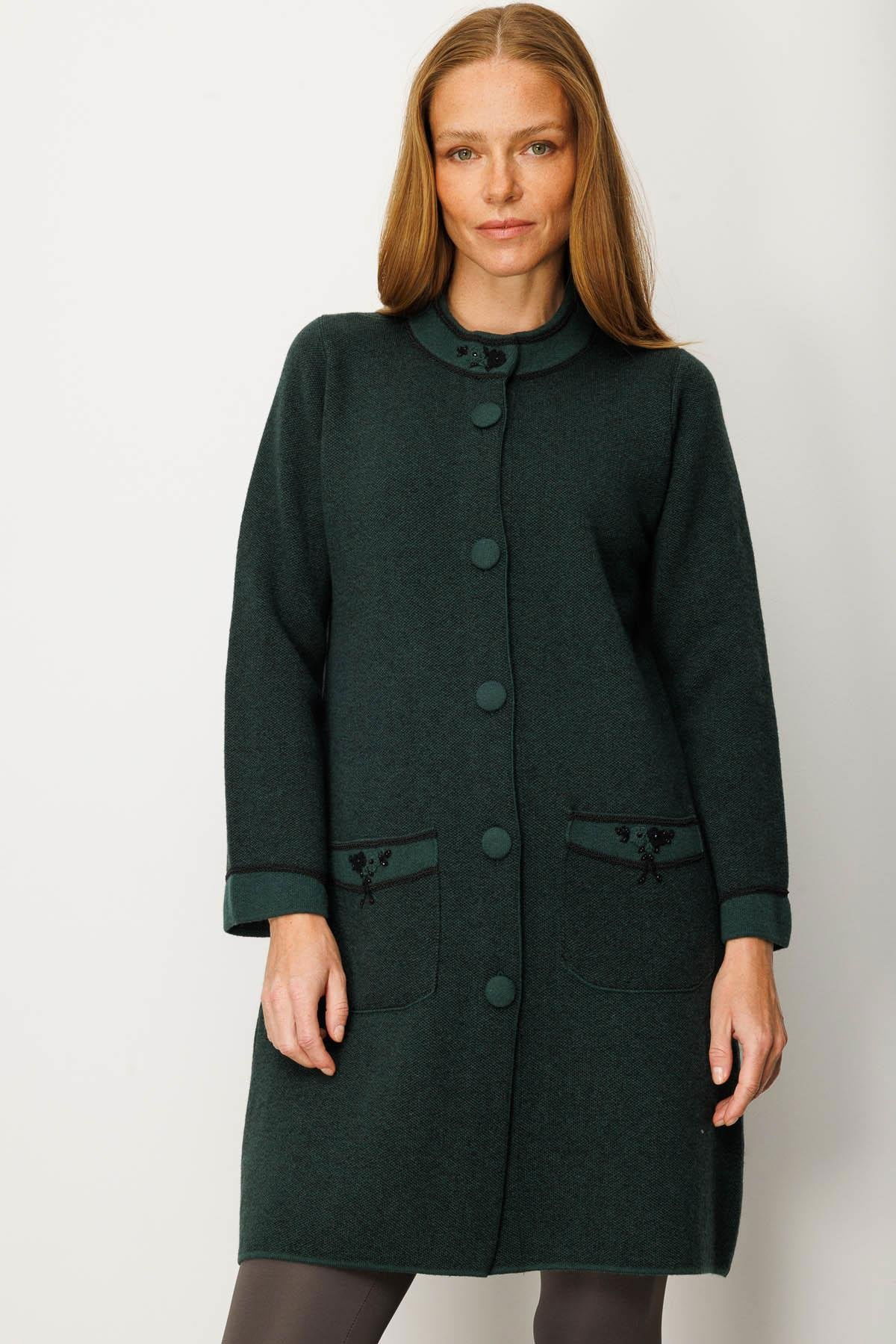 Desen Triko Kadın Dik Yaka Kolu ve Cebi Nakış İşlemeli Uzun Yün Kaban 25034 Yeşil - 1