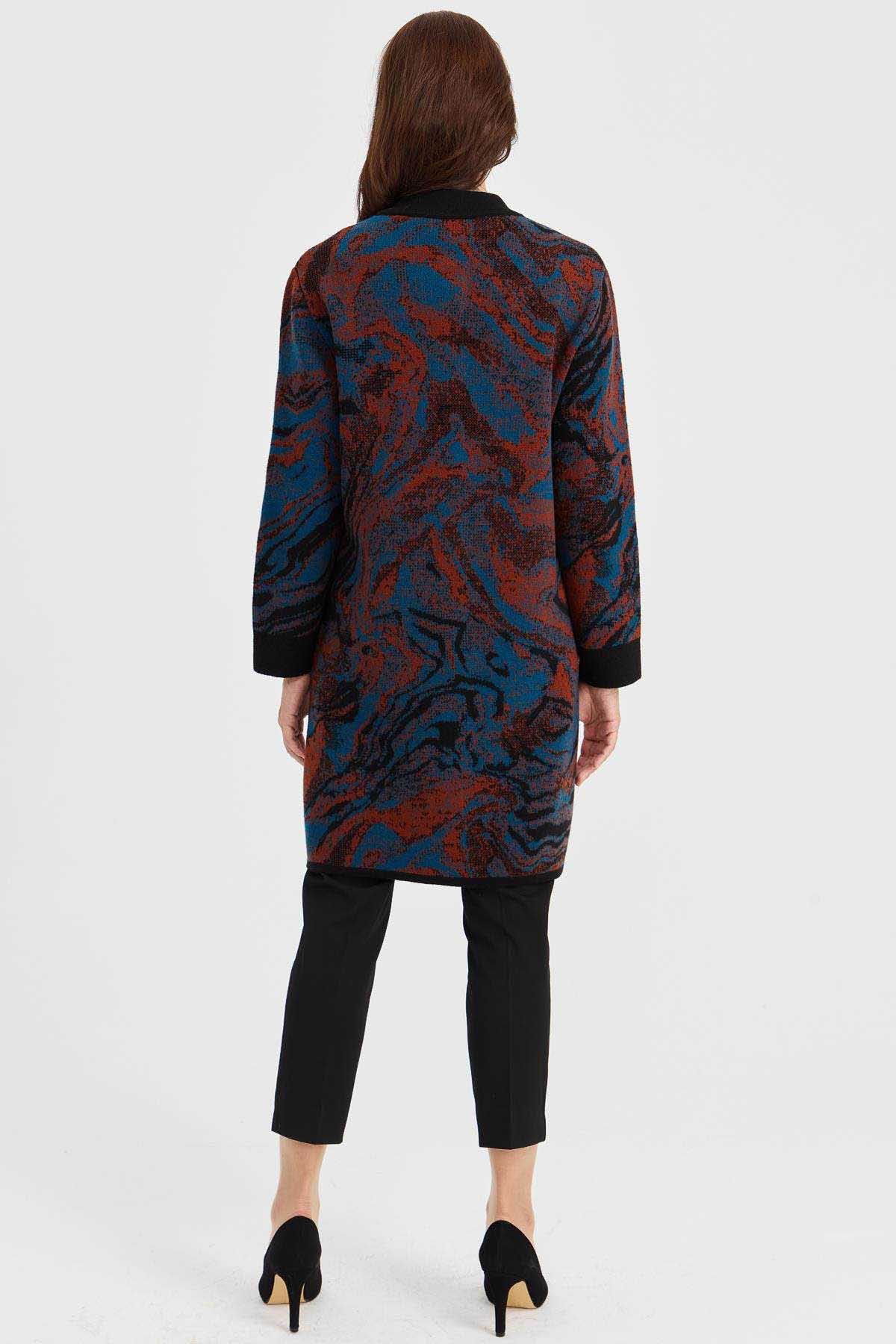 Desen Triko Kadın Dik Yaka Renkli Dalga Desenli Uzun Yün Kaban 23126 Siyah - 4