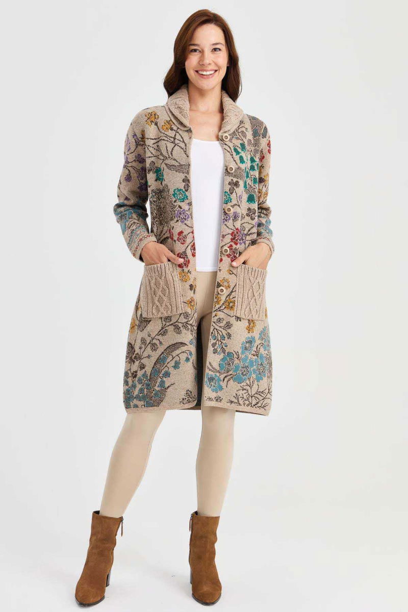 Desen Triko Kadın Dik Yaka Sarmaşık Çiçekli Uzun Yün Kaban 30189 K. Bej 
