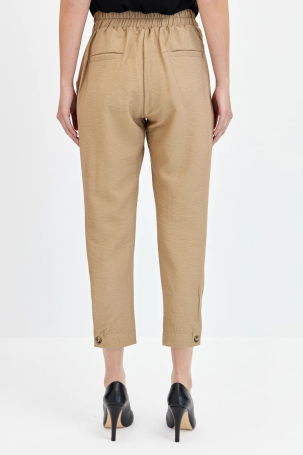 Desen Triko Kadın Geniş Kemerli Paçası Düğmeli Keten Pantolon KMYPT01 Camel - 4