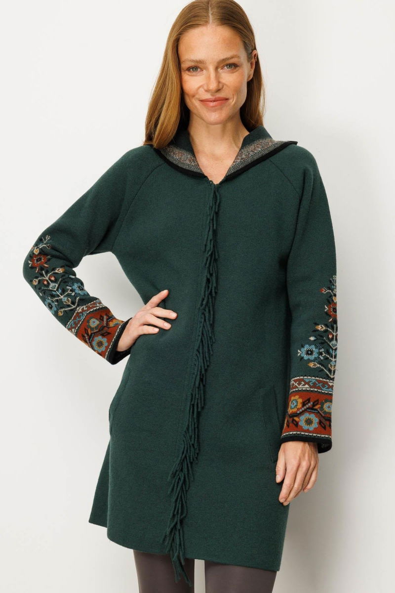 Desen Triko Kadın Kapüşonlu Kilim Jakarlı Püsküllü Yün Kaban 25056 Yeşil 