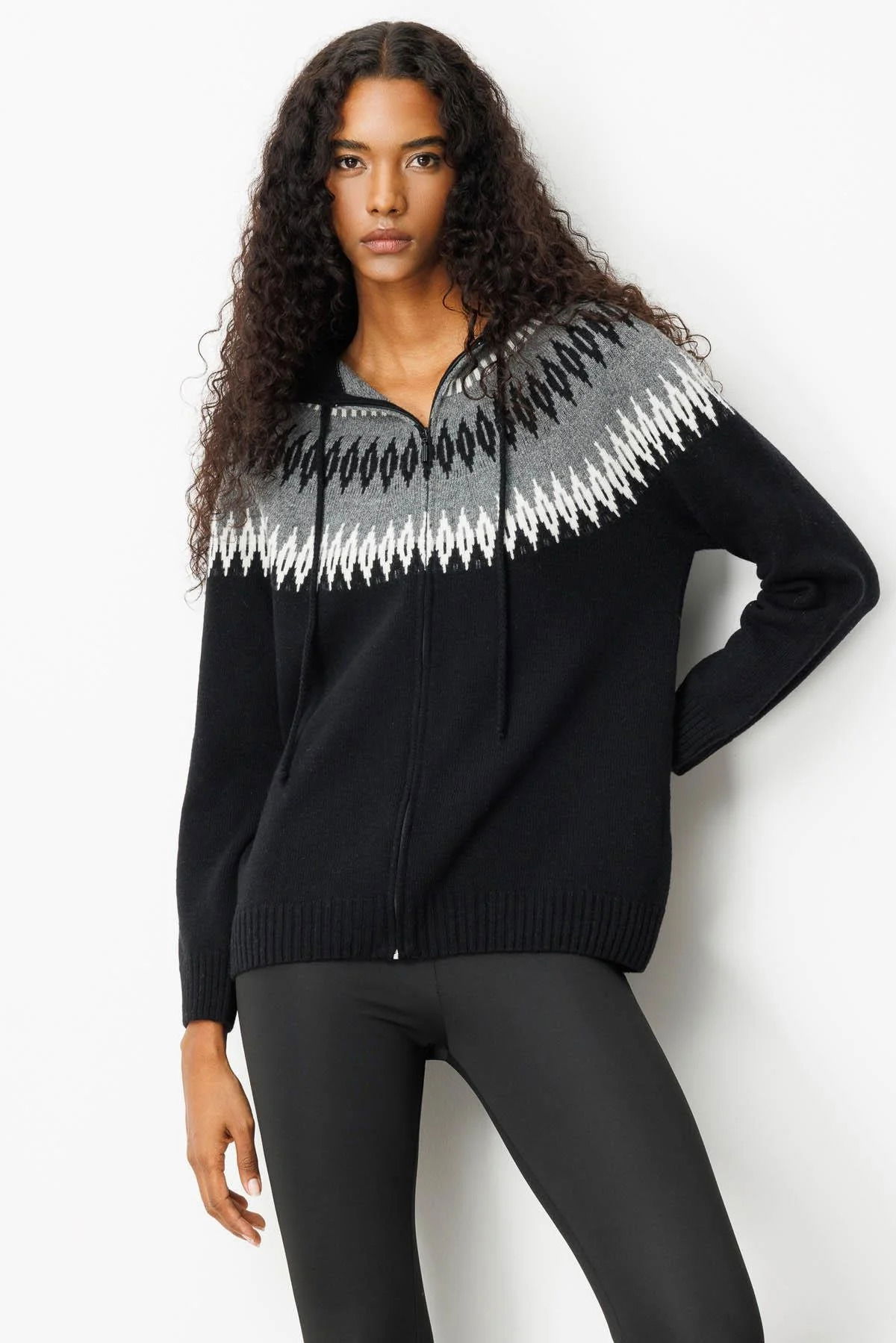 Desen Triko Kadın Kapüşonlu Robası Baklavalı Hırka 25230 Siyah - 1