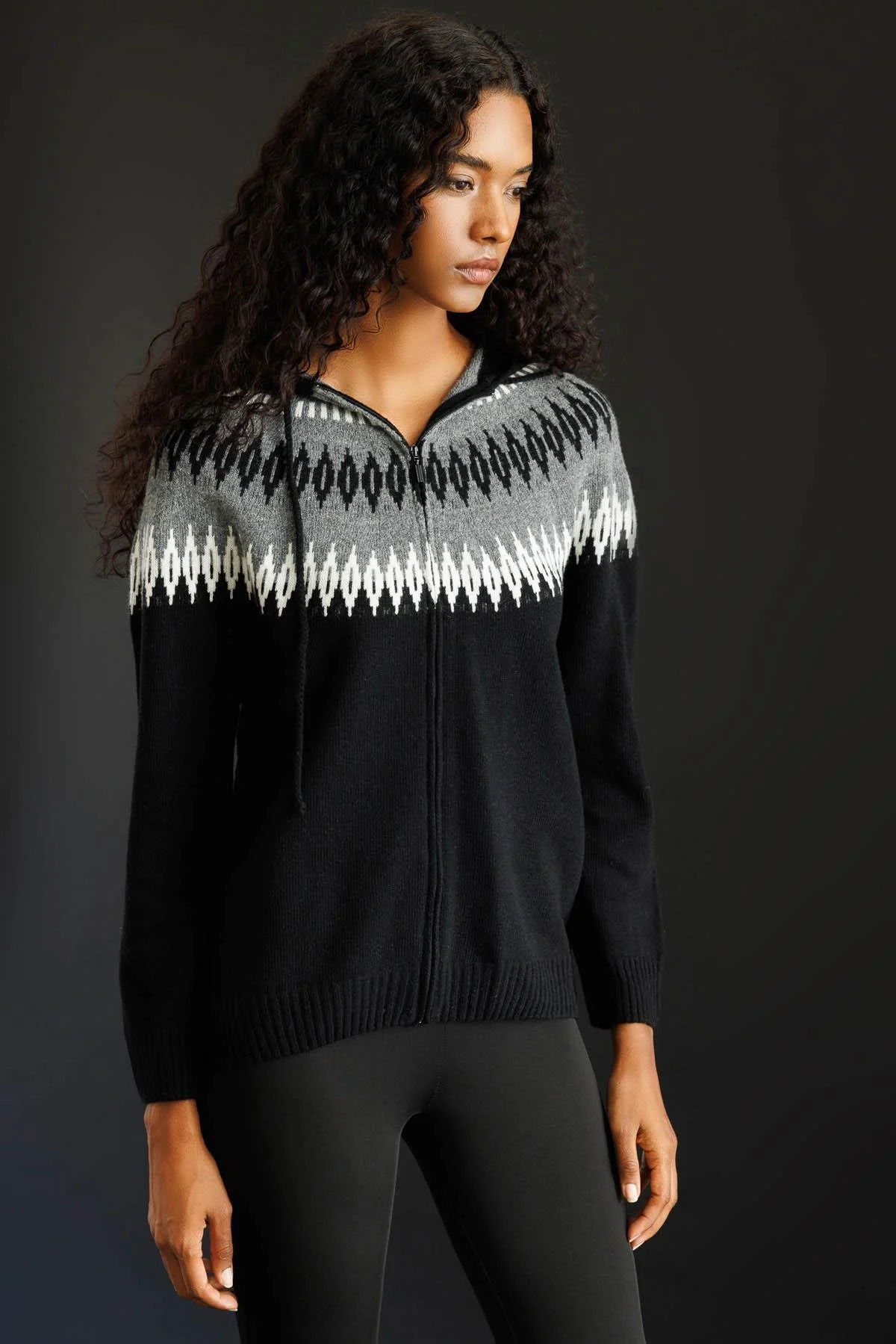 Desen Triko Kadın Kapüşonlu Robası Baklavalı Hırka 25230 Siyah - 2