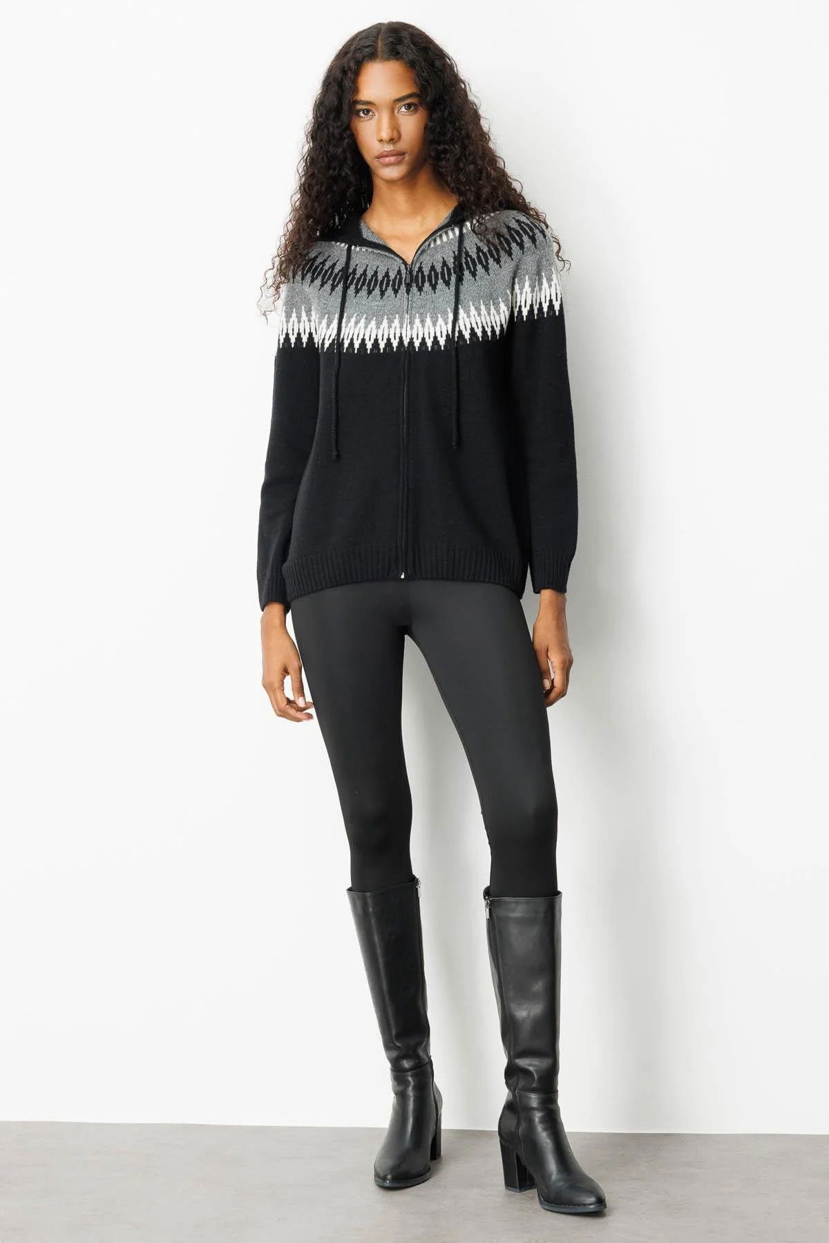 Desen Triko Kadın Kapüşonlu Robası Baklavalı Hırka 25230 Siyah - 3