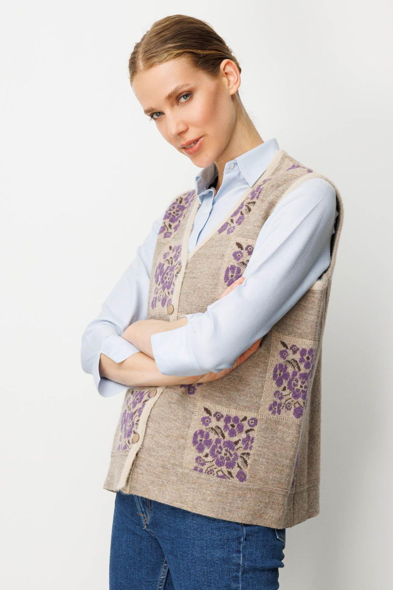 Desen Triko Kadın Pıtırcık Çiçekli Patchwork Keçe Yün Yelek 24084 Bej-Mor 