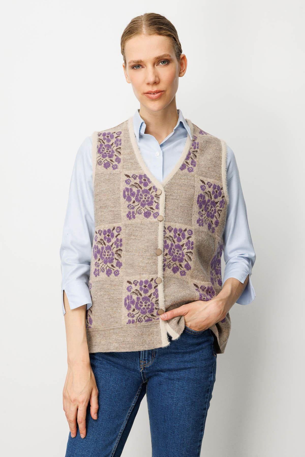 Desen Triko Kadın Pıtırcık Çiçekli Patchwork Keçe Yün Yelek 24084 Bej-Mor - 2