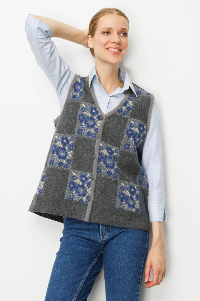 Desen Triko Kadın Pıtırcık Çiçekli Patchwork Keçe Yün Yelek 24084 Füme-Mavi 