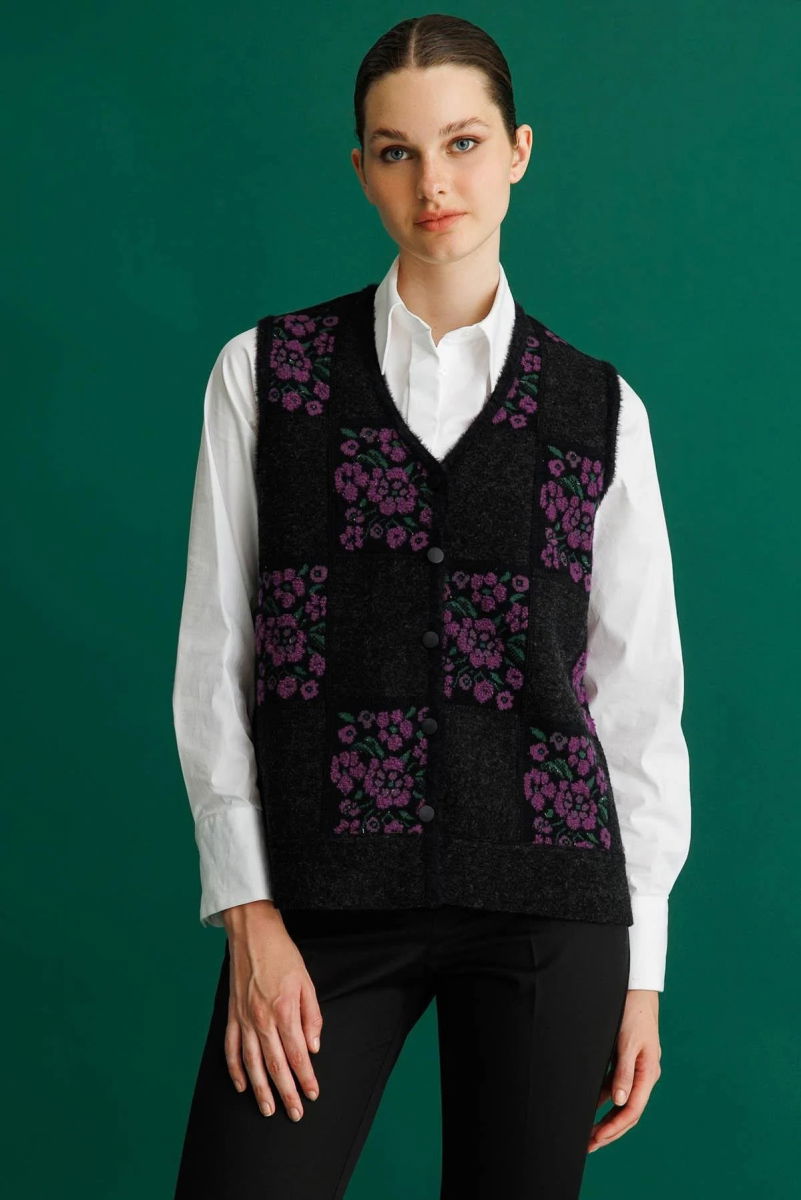 Desen Triko Kadın Pıtırcık Çiçekli Patchwork Keçe Yün Yelek 24084 Siyah-A.Mor - 2