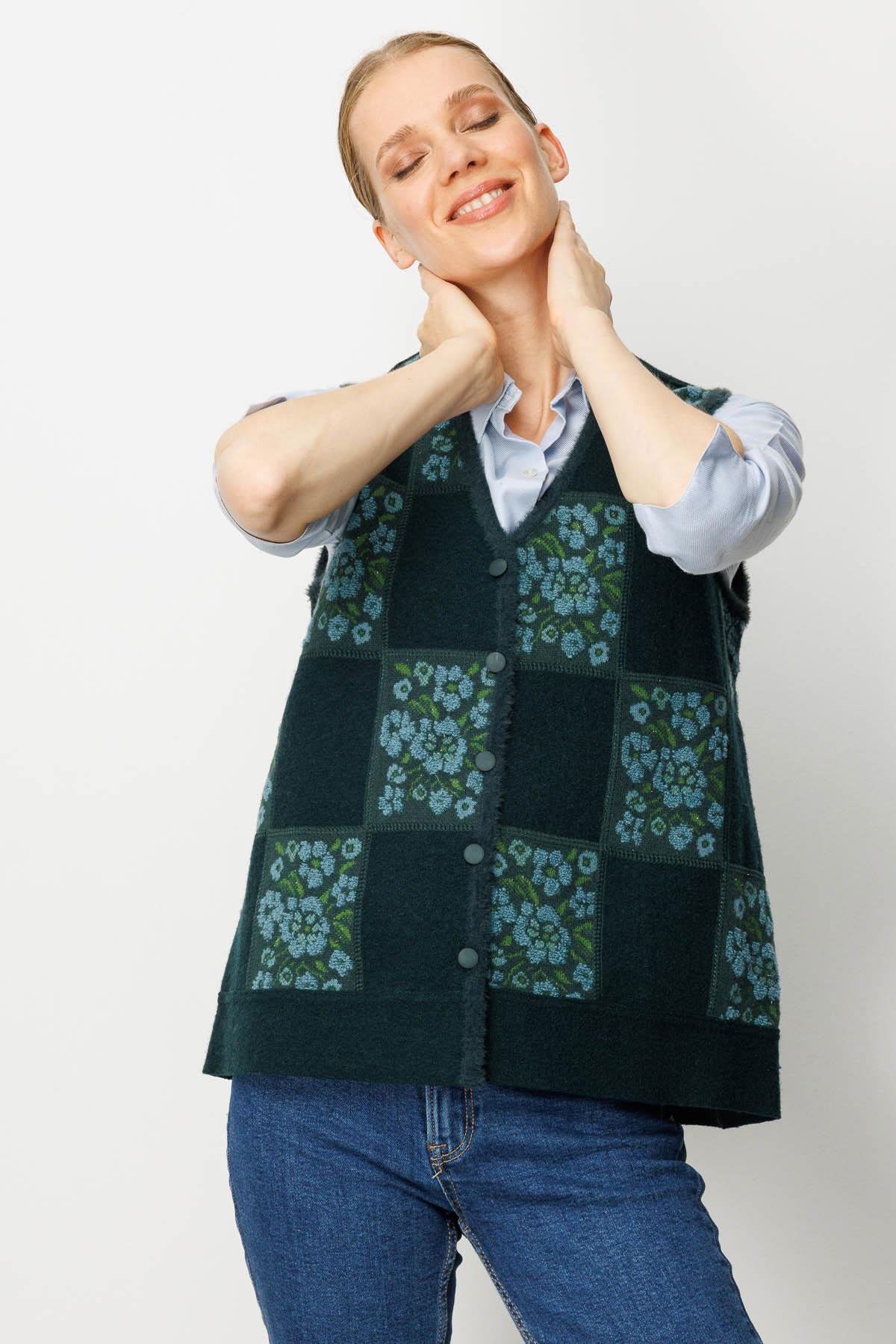 Desen Triko Kadın Pıtırcık Çiçekli Patchwork Keçe Yün Yelek 24084 Yeşil-Mint - 1