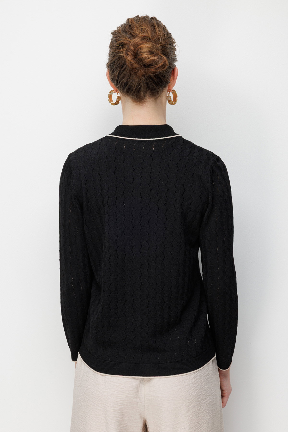 Desen Triko Kadın Polo Yaka Ajurlu Araboy İnce Triko Hırka 26356 Siyah - 4