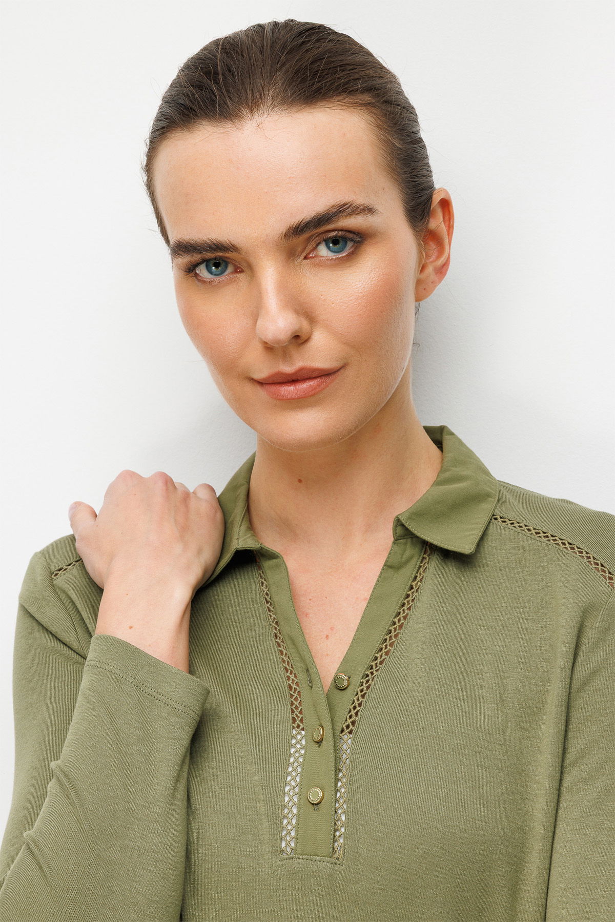 Desen Triko Kadın Polo Yaka İğne İşlemeli Pamuklu Penye Bluz 26806 Haki - 3