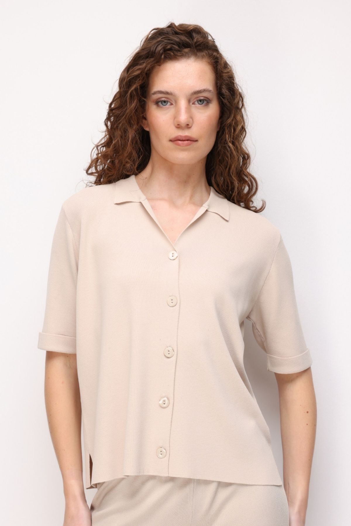 Desen Triko Kadın Polo Yaka Kısa Kollu İnce Triko Ceket 26363 Bej - 4