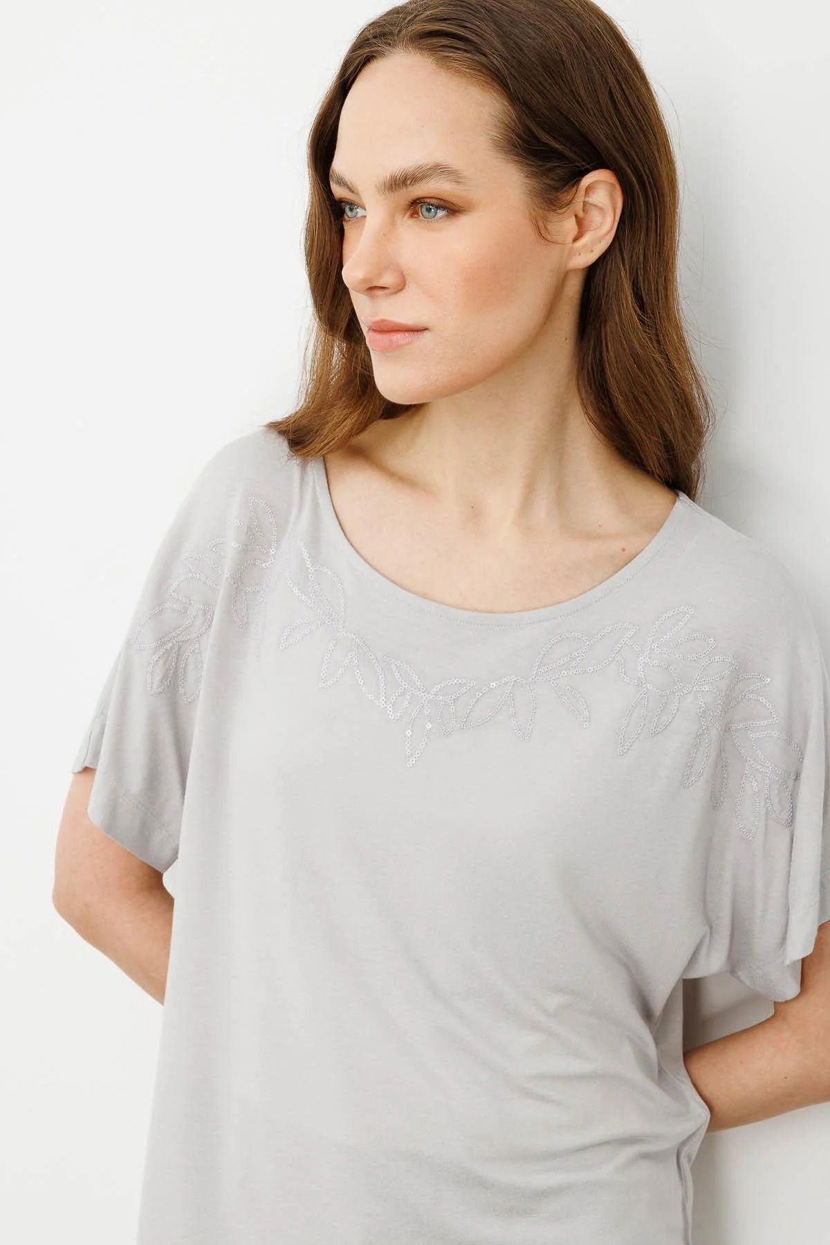 Desen Triko Kadın Sıfır Yaka Boncuk İşlemeli Penye T-Shirt 25859 Taş - 3