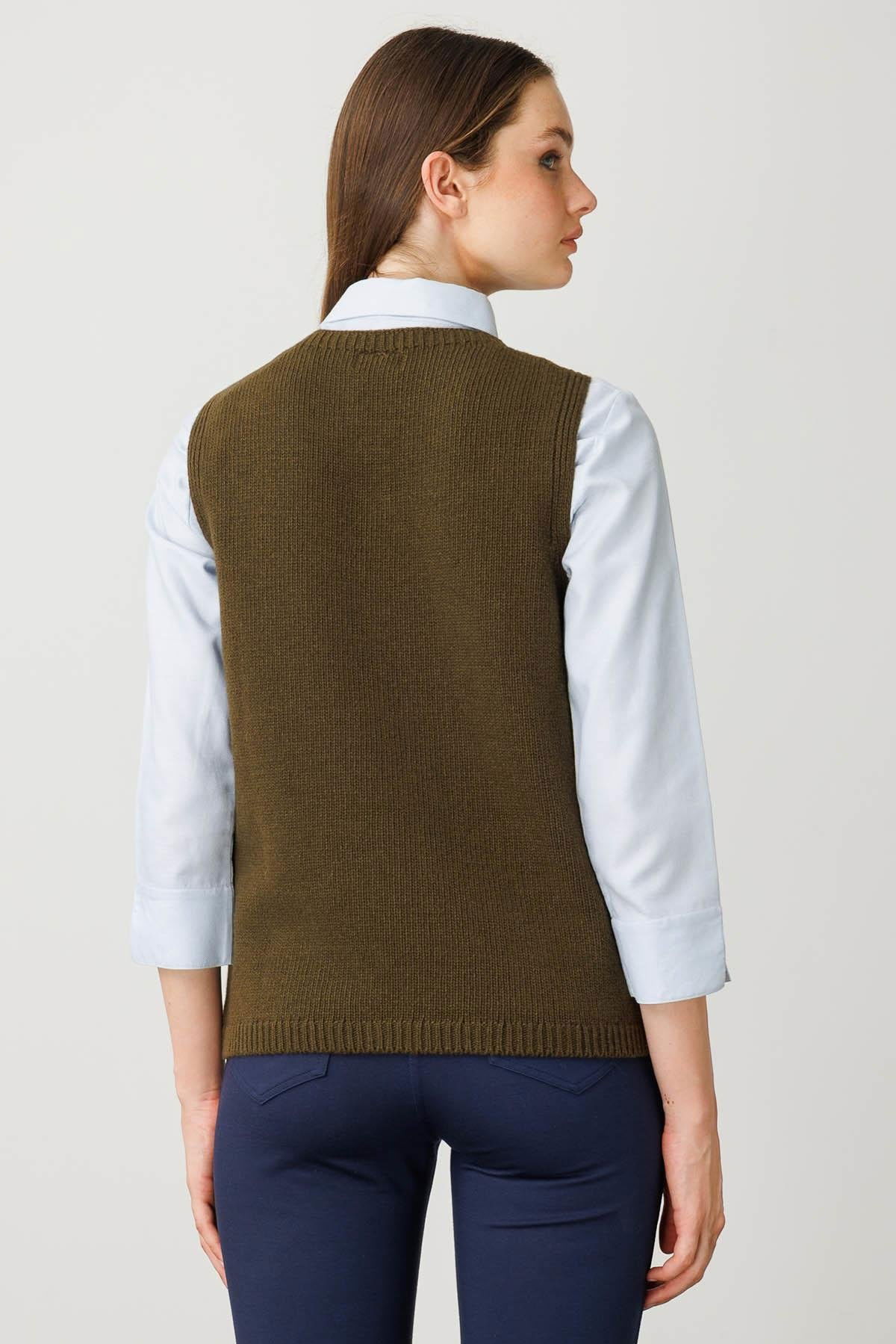 Desen Triko Kadın Sıfır Yaka Cep Üstü Çiçek Nakışlı Yün Süveter 25180 A. Yeşil - 4