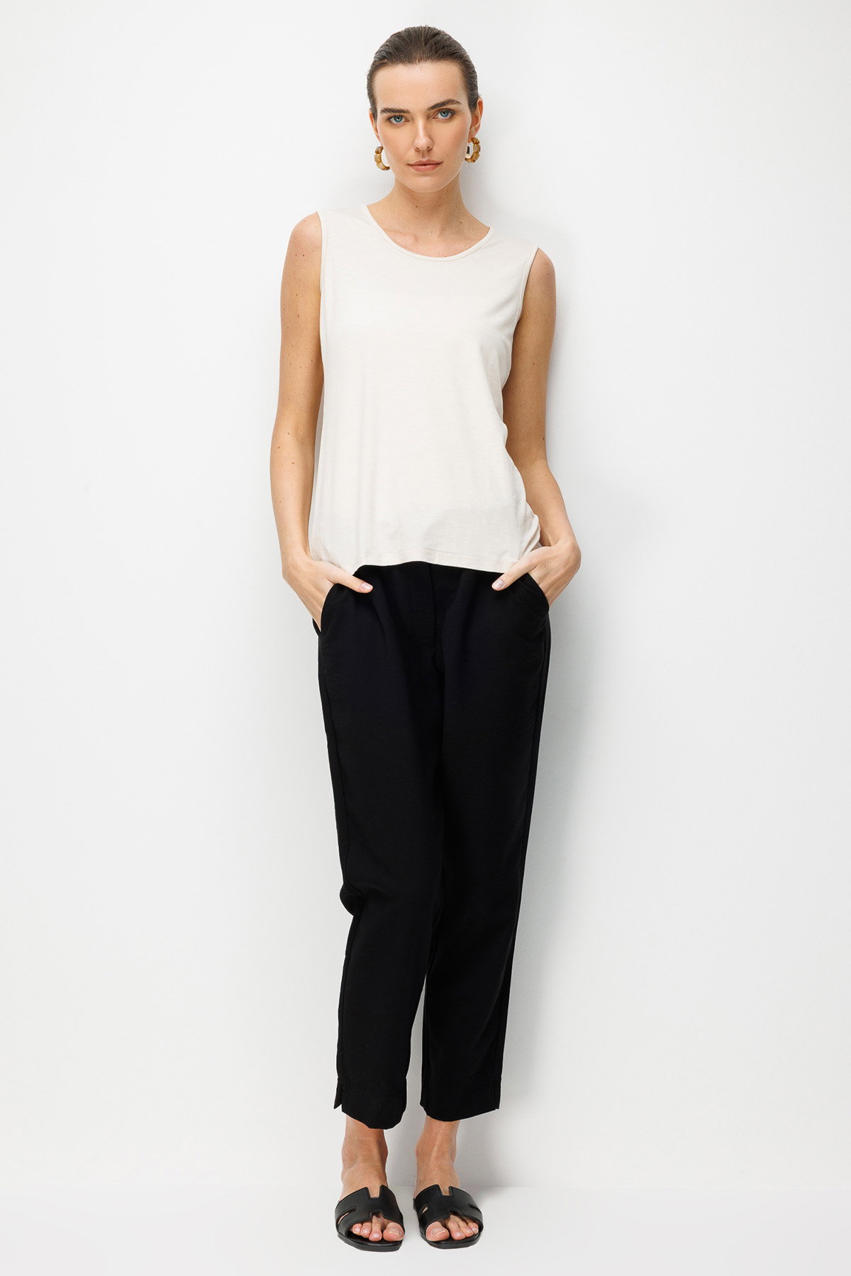 Desen Triko Kadın Sıfır Yaka Flamlı Kumaş Basic Askılı T-Shirt KMY24086 Bej - 3