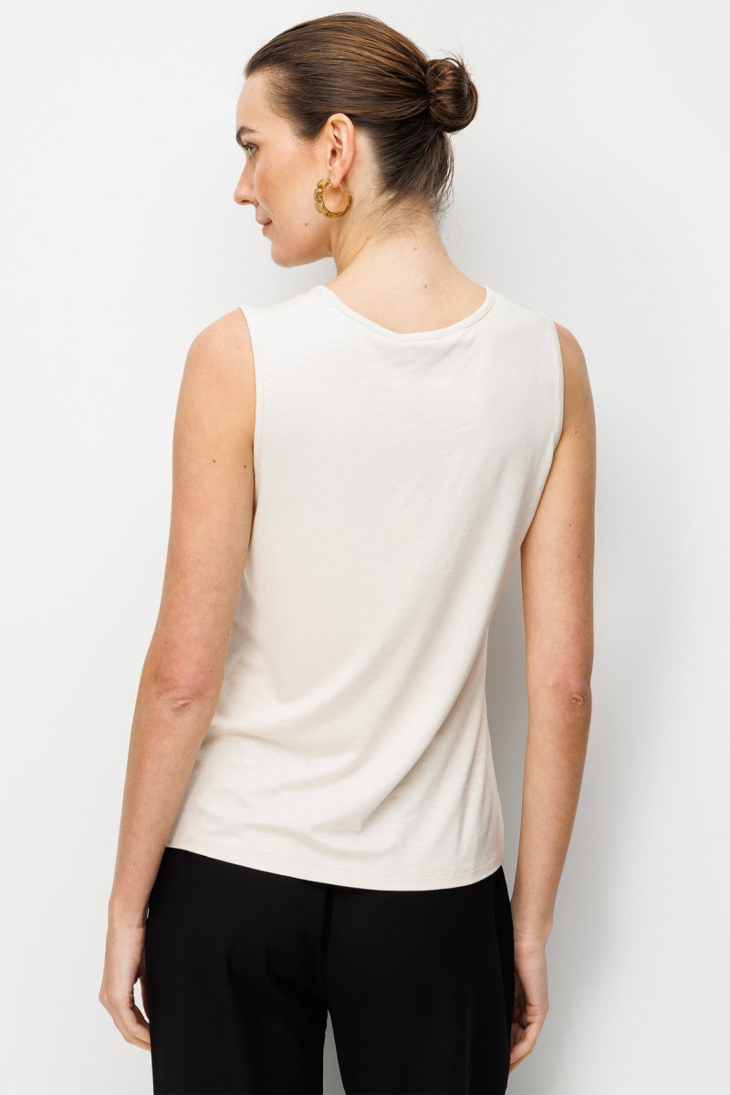 Desen Triko Kadın Sıfır Yaka Flamlı Kumaş Basic Askılı T-Shirt KMY24086 Bej - 4