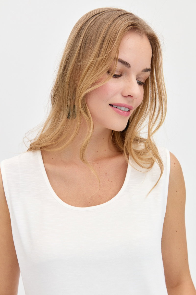 Desen Triko Kadın Sıfır Yaka Flamlı Kumaş Basic Askılı T-Shirt KMY24086 Ekru - 2