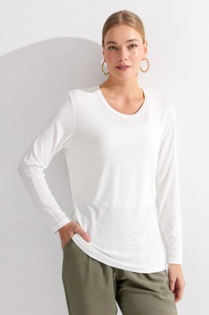 Desen Triko Kadın Sıfır Yaka Flamlı Kumaş Basic Penye Bluz KMY24093 Ekru - 1