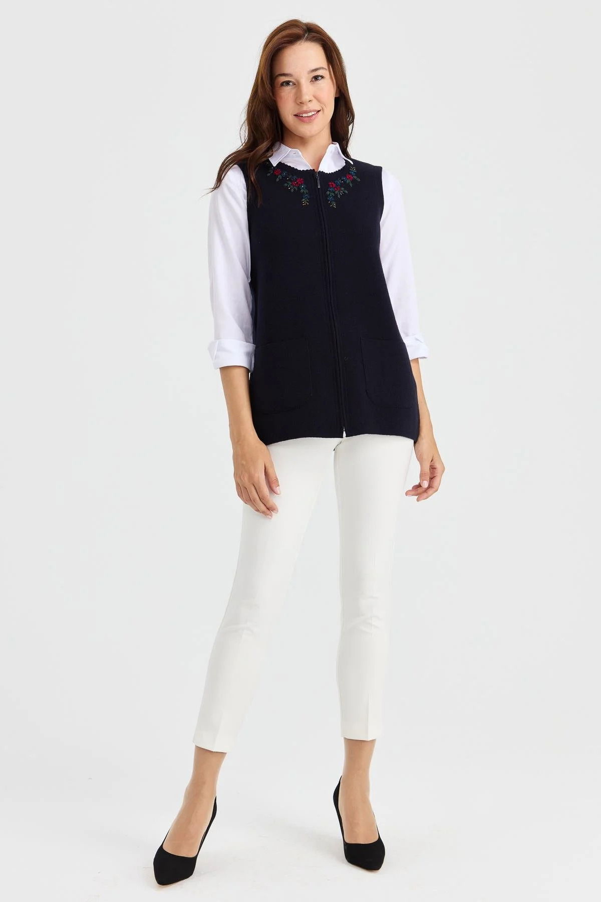 Desen Triko Kadın Sıfır Yaka Kenarı Dantel İşlemeli Yün Yelek 23000 Lacivert - 2