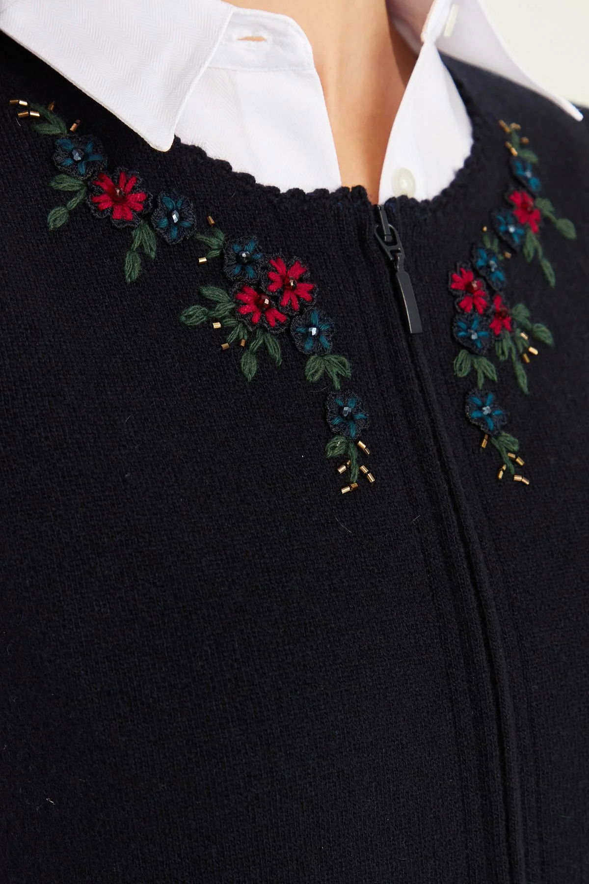 Desen Triko Kadın Sıfır Yaka Kenarı Dantel İşlemeli Yün Yelek 23000 Lacivert - 3