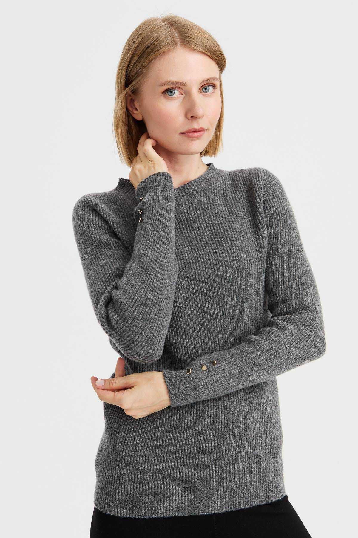 Desen Triko Kadın Sıfır Yaka Kol Ucu Düğmeli Yün Kazak 23158 Füme - 1