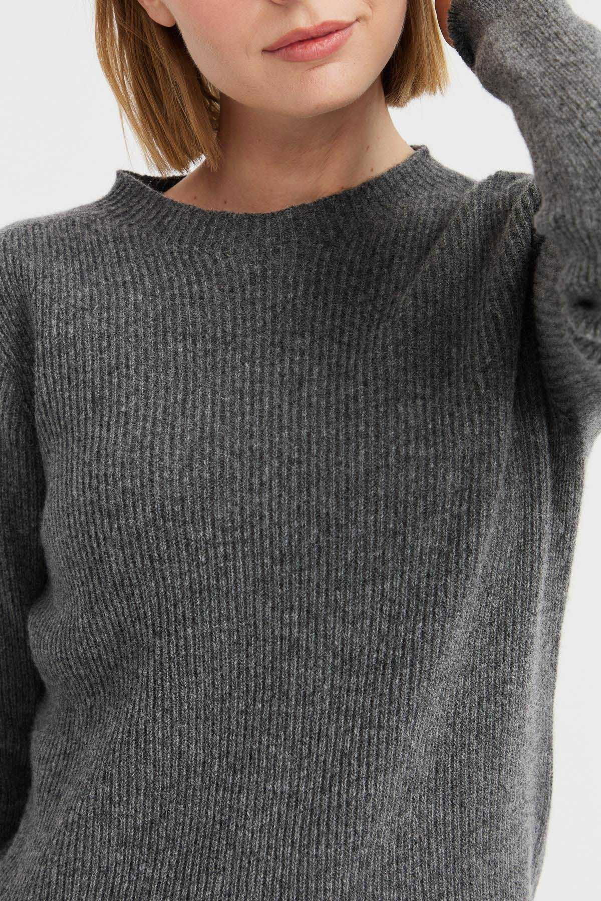 Desen Triko Kadın Sıfır Yaka Kol Ucu Düğmeli Yün Kazak 23158 Füme - 2