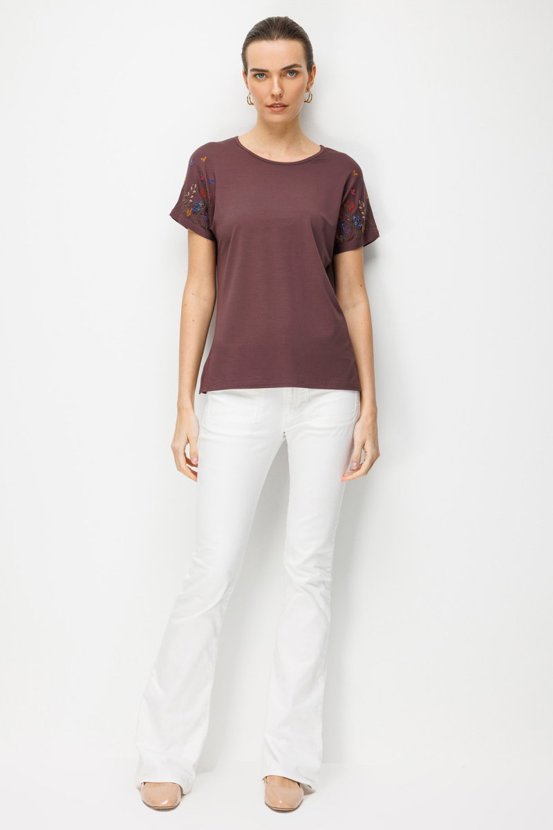 Desen Triko Kadın Sıfır Yaka Nakış İşlemeli Düşük Kollu Penye T-Shirt 26702 Kahverengi - 3