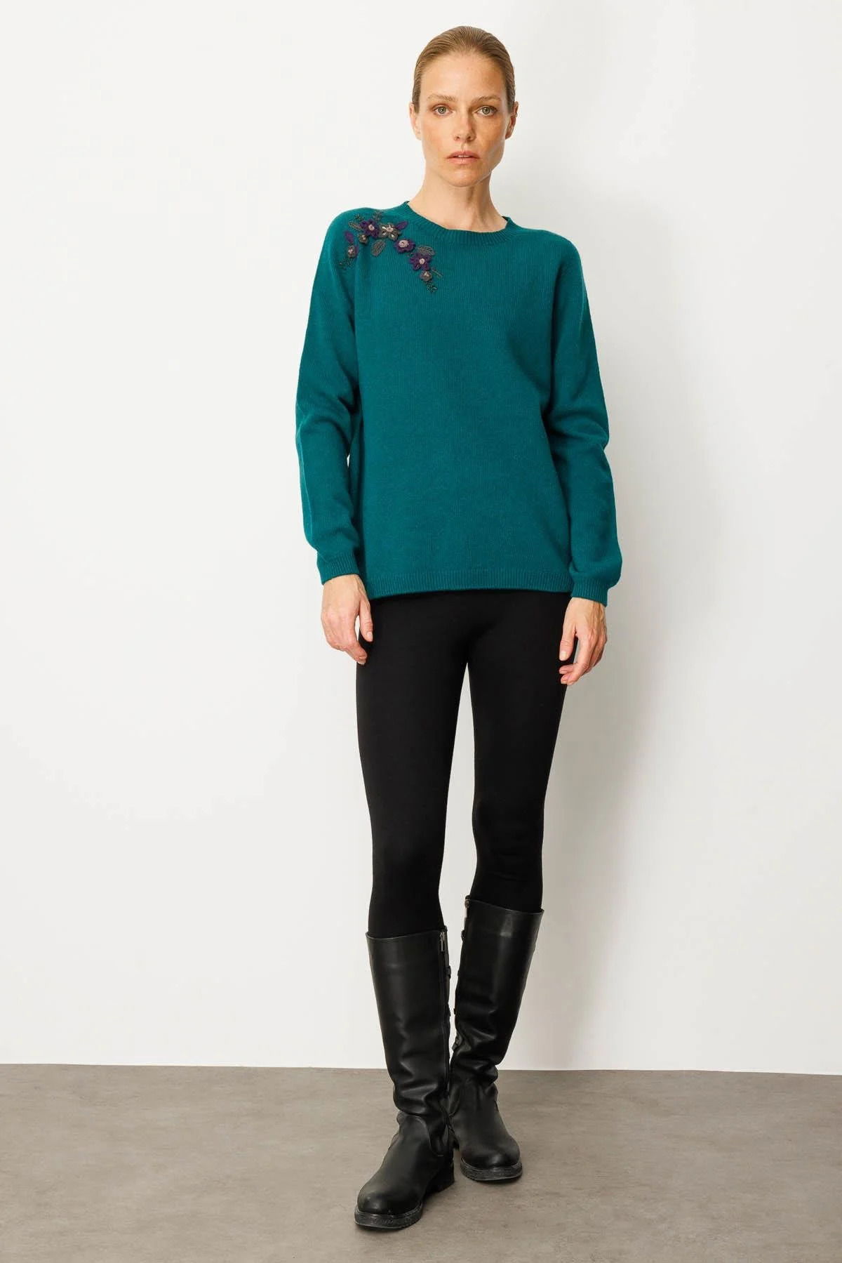 Desen Triko Kadın Sıfır Yaka Omzu İşlemeli Yün Kazak 25204 Ördek Yeşili - 1