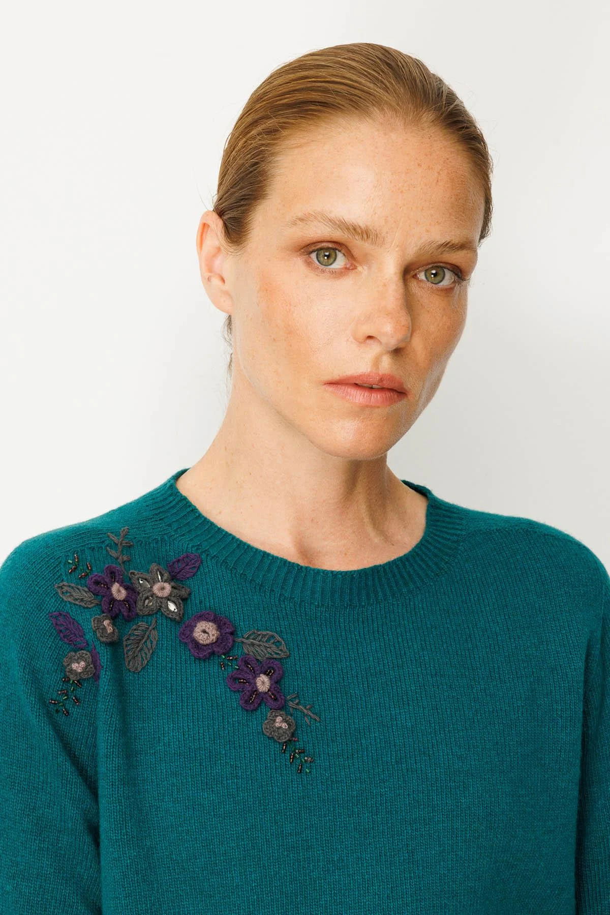 Desen Triko Kadın Sıfır Yaka Omzu İşlemeli Yün Kazak 25204 Ördek Yeşili - 3