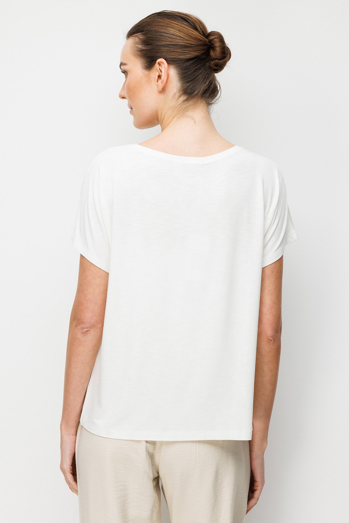 Desen Triko Kadın Sıfır Yaka Su Yolu Taşlı Düşük Kollu Penye T-Shirt 26833 Beyaz - 4