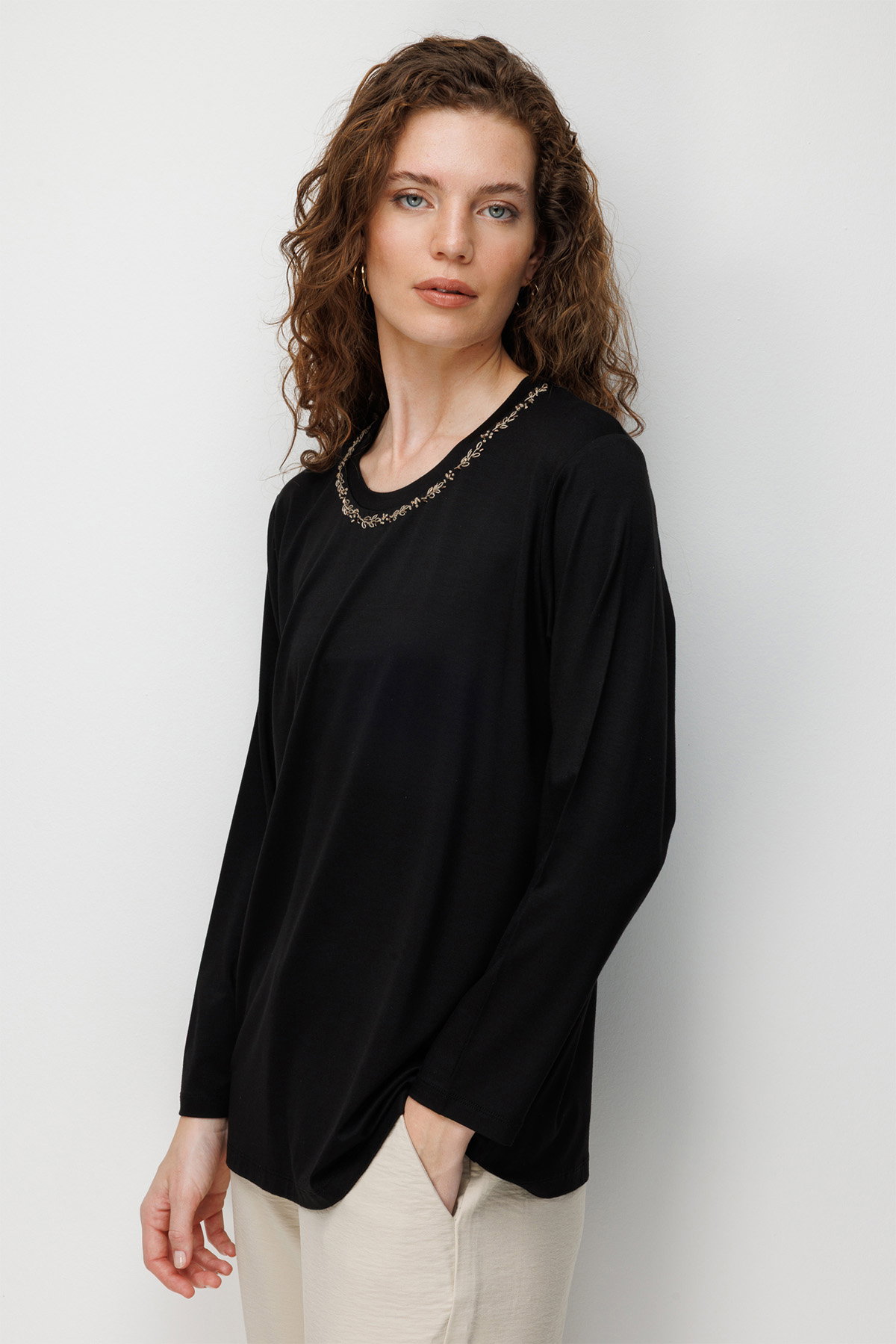 Desen Triko Kadın Sıfır Yaka Yaka Kenarı İşlemeli Penye Bluz 26705 Siyah - 3