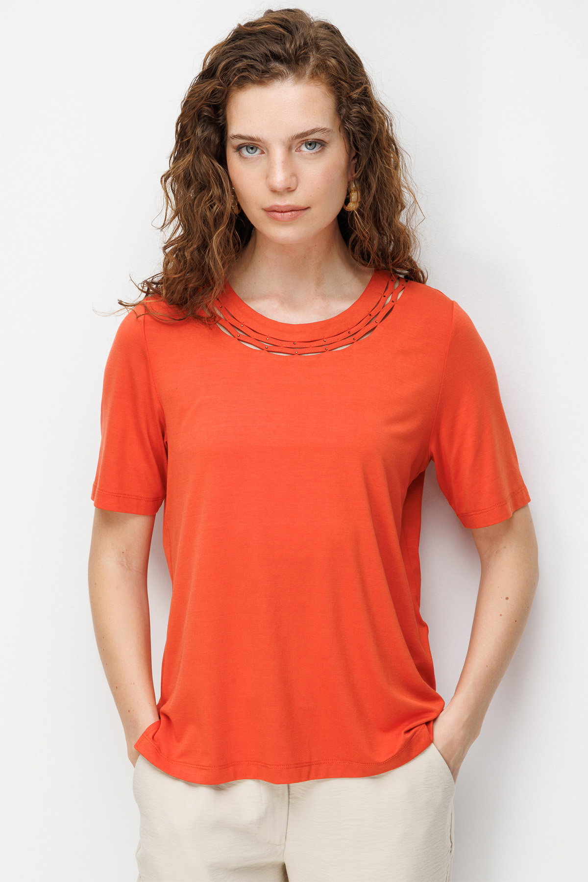 Desen Triko Kadın Sıfır Yaka Yakası Çift Şeritli Taşlı Penye T-Shirt 26840 Oranj - 1