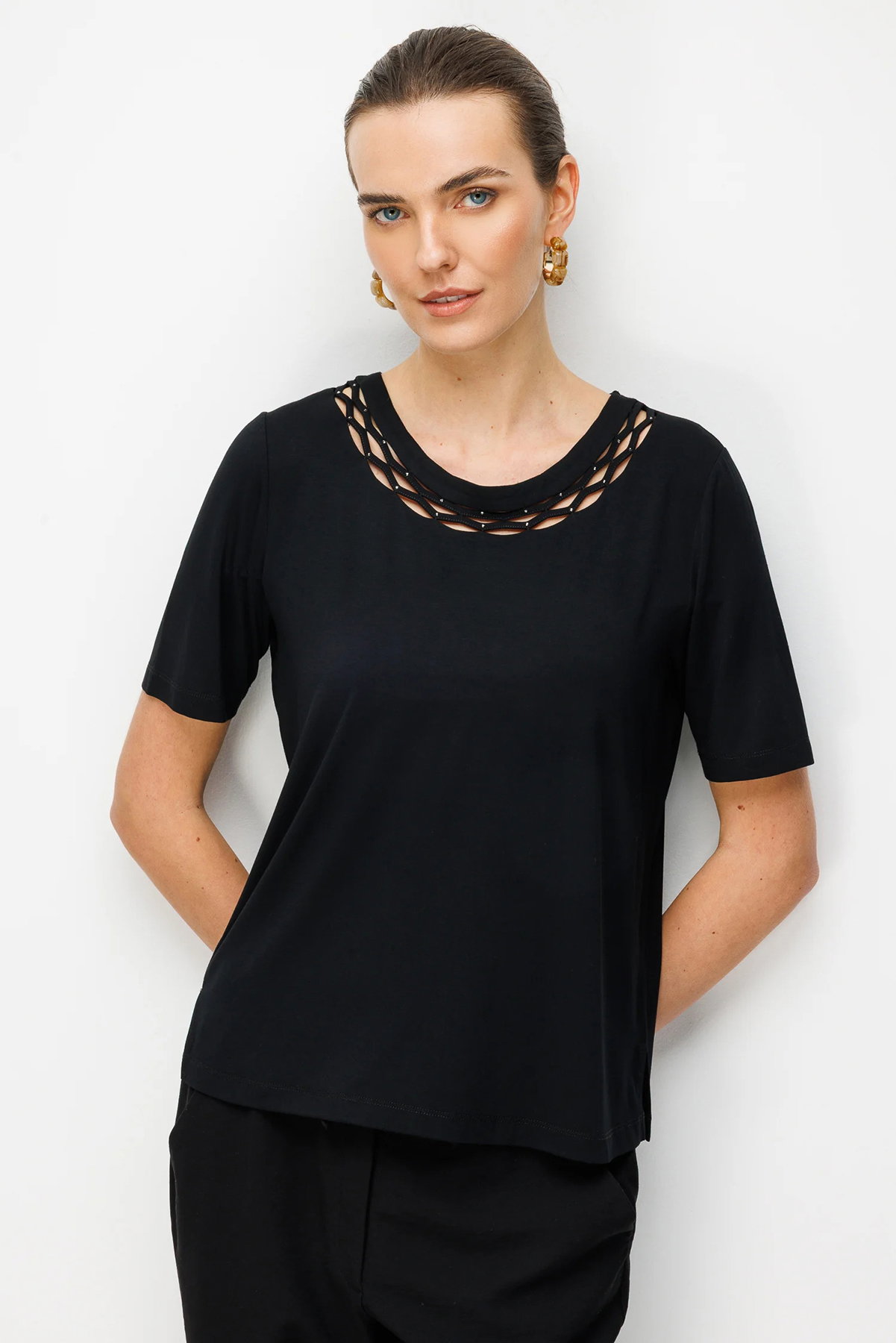 Desen Triko Kadın Sıfır Yaka Yakası Çift Şeritli Taşlı Penye T-Shirt 26840 Siyah - 1