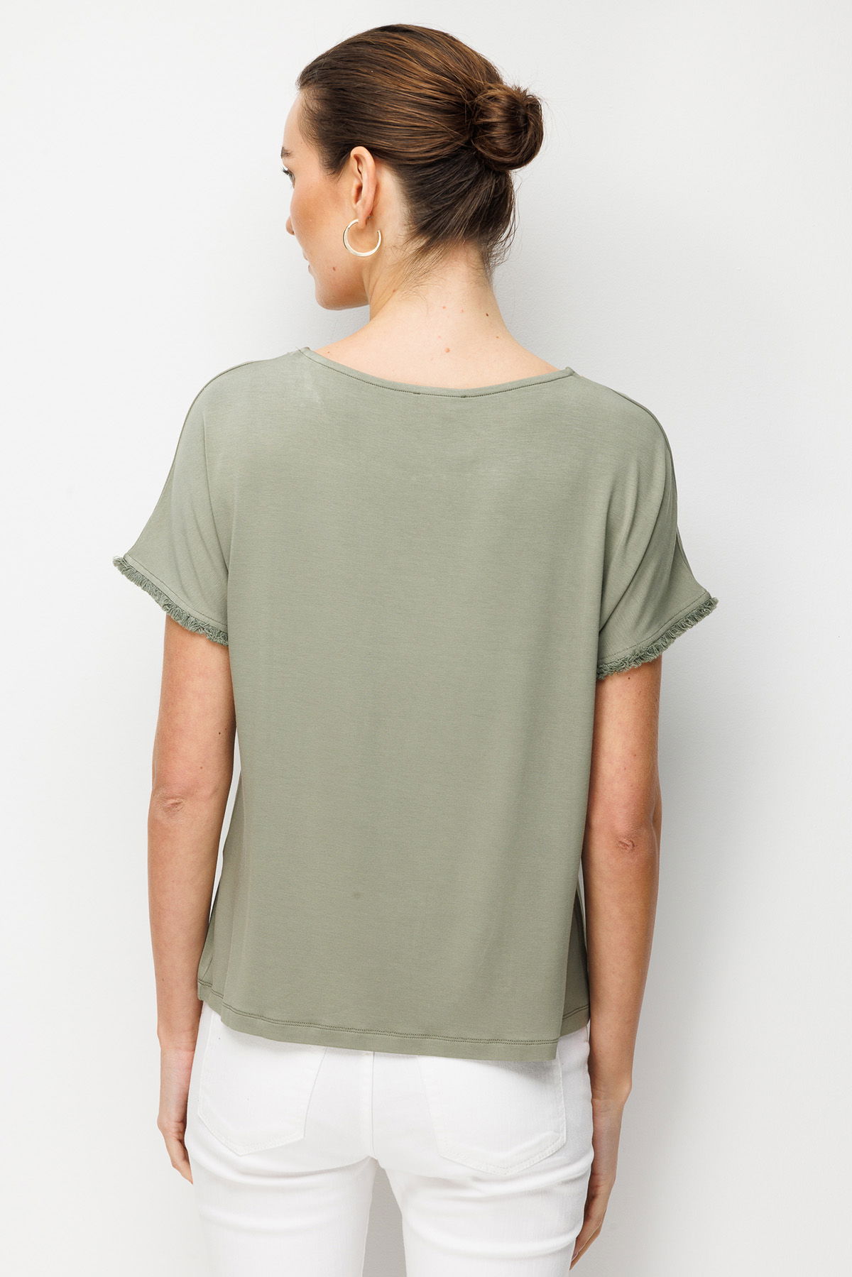 Desen Triko Kadın Sıfır Yaka Yakası Hasır Aksesuarlı Penye T-Shirt 26819 Haki - 4