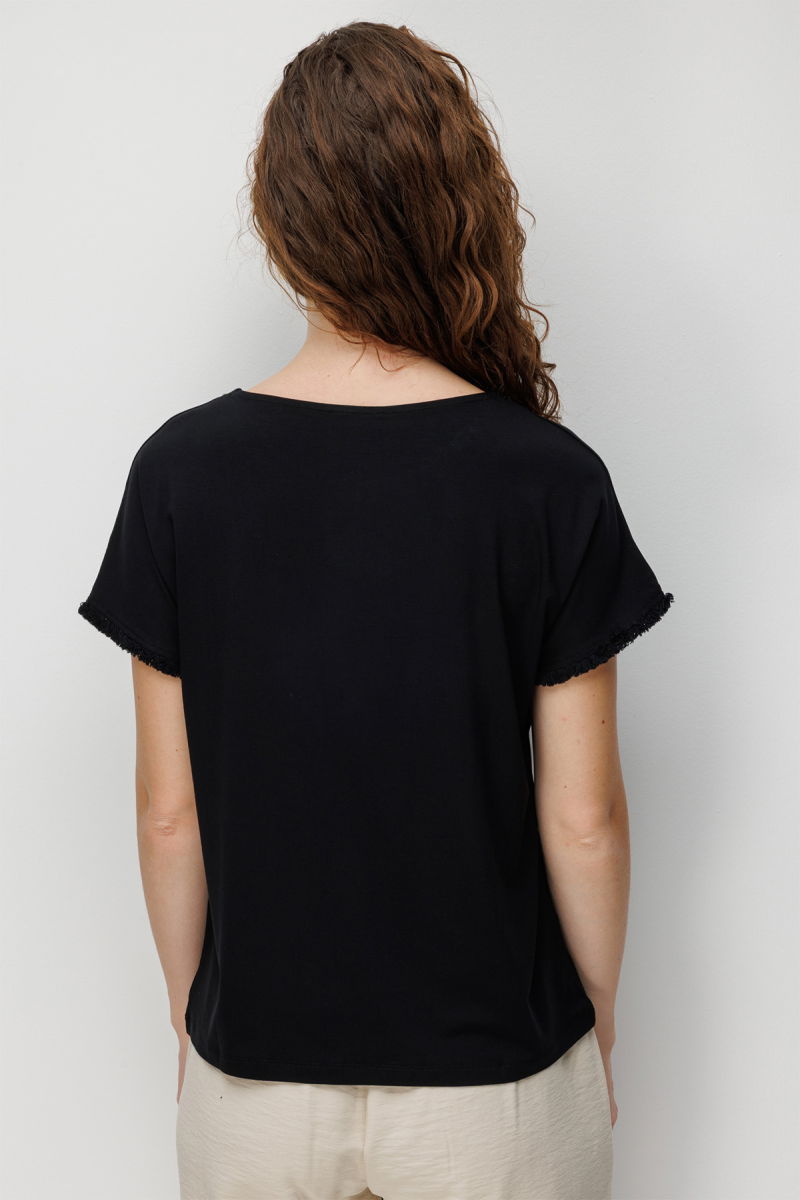 Desen Triko Kadın Sıfır Yaka Yakası Hasır Aksesuarlı Penye T-Shirt 26819 Siyah - 4