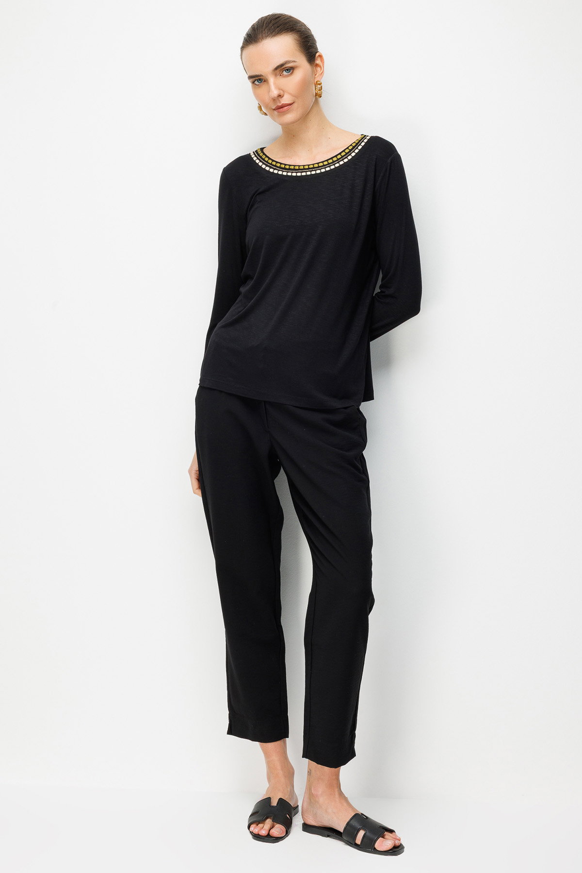 Desen Triko Kadın Sıfır Yaka Yakası İki Renkli İşlemeli Taşlı Penye Bluz 26848 Siyah - 2