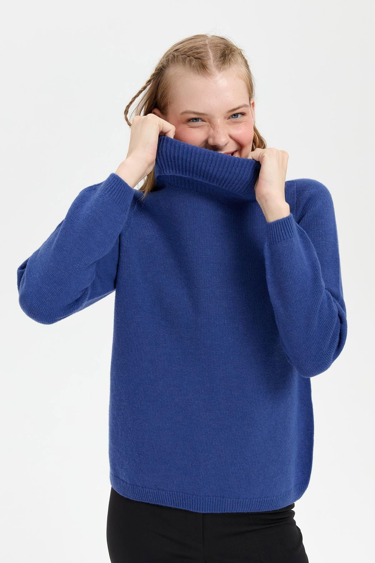 Desen Triko Kadın Tam Balıkçı Yaka Klasik Yün Kazak 23164 Mavi - 3