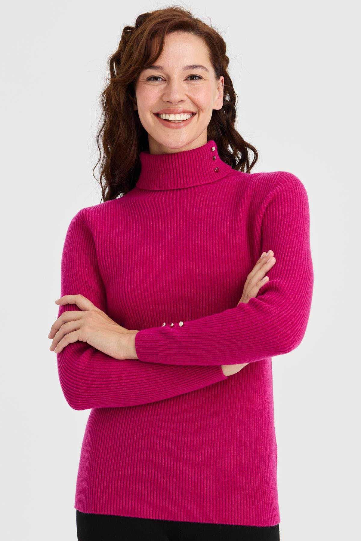 Desen Triko Kadın Tam Balıkçı Yaka Kol Ucu Düğmeli Yün Kazak 23159 Sıklamen - 4