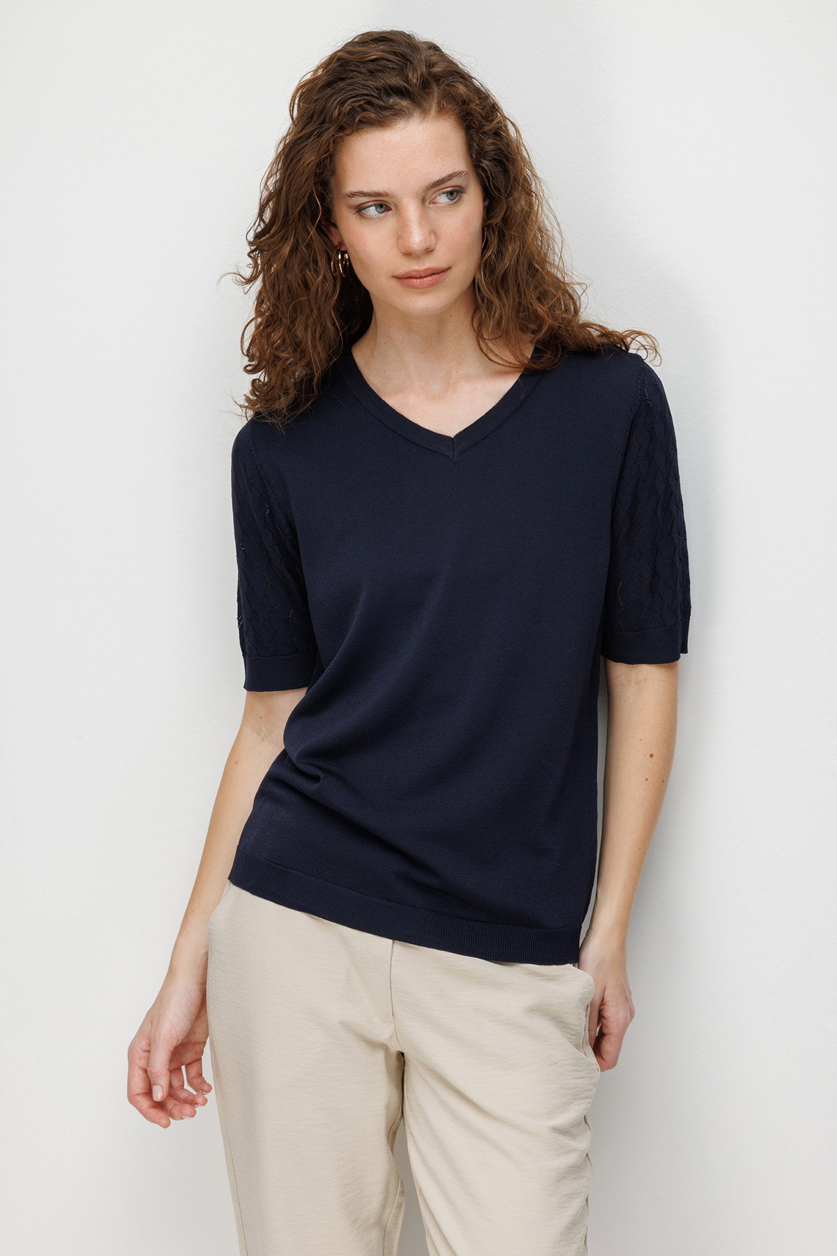 Desen Triko Kadın V Yaka Ajurlu Kısa Kollu İnce Triko Bluz 26352 Koyu Lacivert - 3