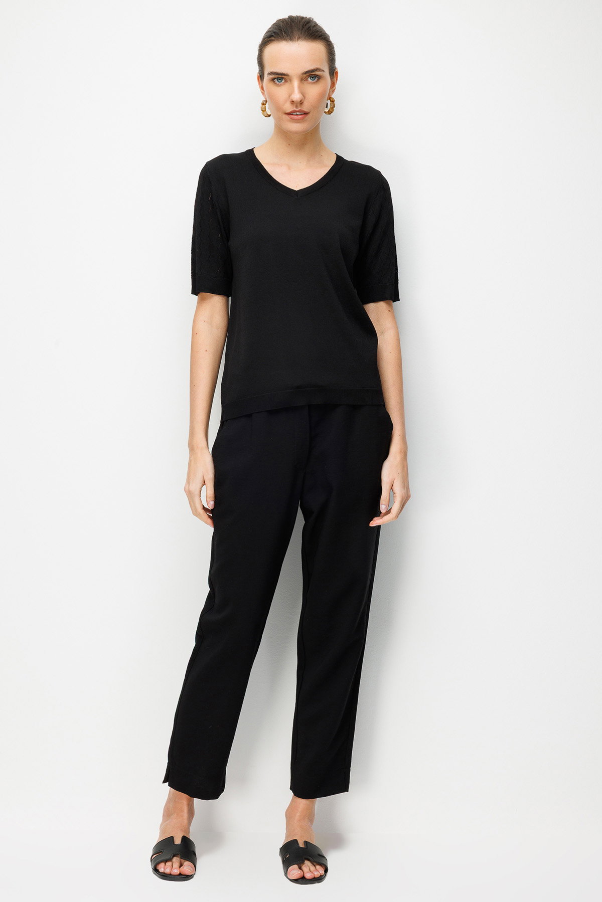 Desen Triko Kadın V Yaka Ajurlu Kısa Kollu İnce Triko Bluz 26352 Siyah - 2